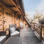 Krzeptowskiego 18 Chalet *